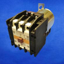 0876 Контактор MG5 AC-3 37A 110V_____
