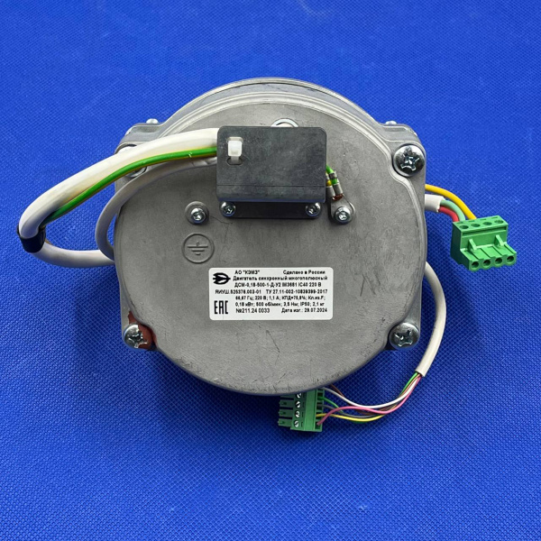 3170 Двигатель синхронный ДСМ-0,18-500-1-Д-У2 IM3681 IC40 220B(-01)___