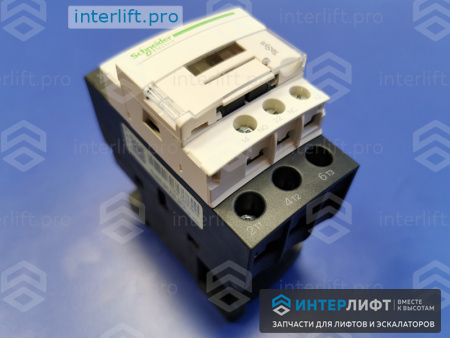 0900 Контактор SE LC1D32F7C 110V_2