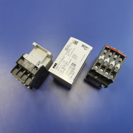 1409 Контактор AX25-30-10-80 катушка 220-230В АС_ДЕ_3
