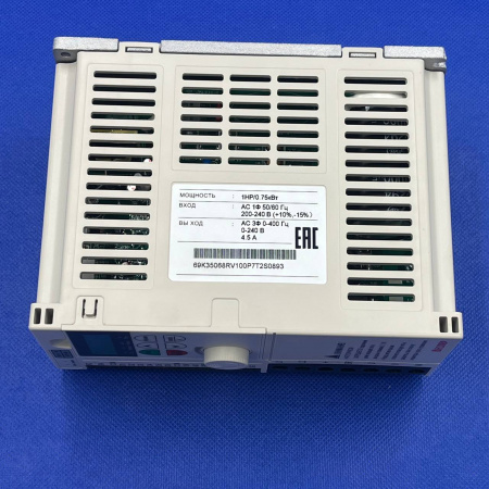1476 Преобразователь частоты E48400S1L 0,75кВт, 220В со съемным пультом___